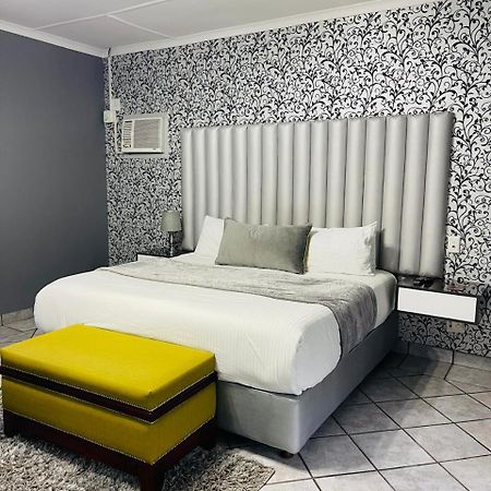 Pari Guest House Middelburg  Exterior foto
